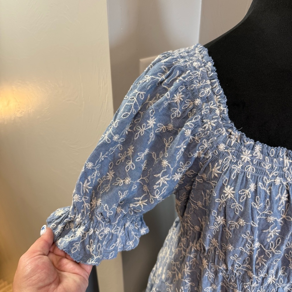 Old Navy Scoop Neck Short Sleeve Ruffle Blue White Embroidered Floral Dress M‎ - Picture 4 of 10